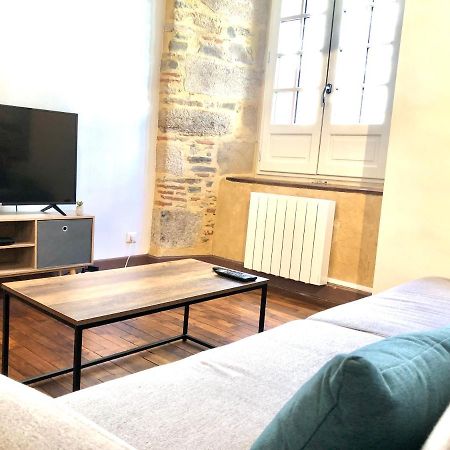 تول Appartement De Charme Dans Le Quartier Historique المظهر الخارجي الصورة